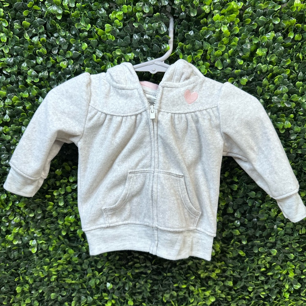 Gray with Pink‎ embroidered heart Sweater nwot